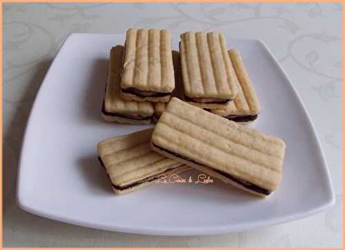 Bâtonnets chocolat & beurre de cacahuète