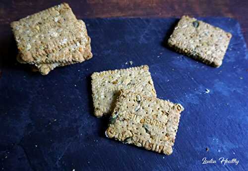 Biscuits à la pistache & graines façon « Petit Beurre » {Vegan}