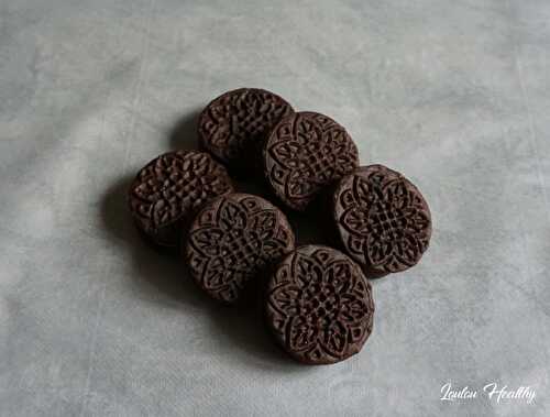 Biscuits cacaotés fourrés châtaigne {Vegan}