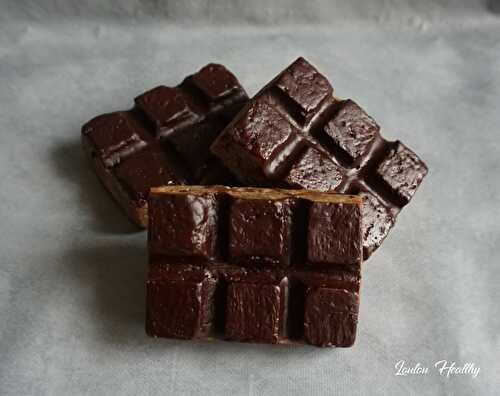 Cake « tablette » façon cookies au chocolat & noisette {Vegan}