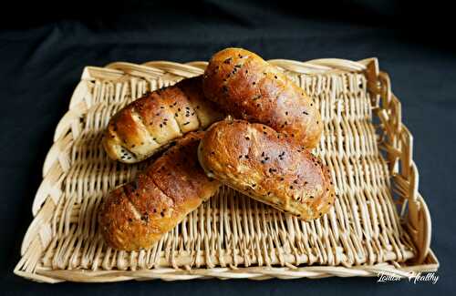 Pains au lait & graines de nigelle {Vegan}