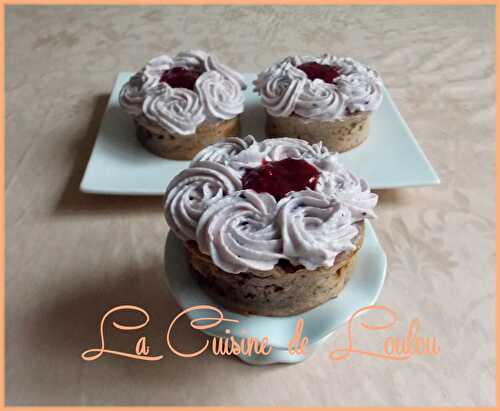 Petits cakes aux fruits rouges