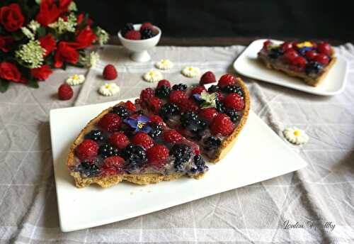 Tarte amande, framboises & mûres {Vegan}