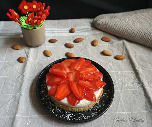 Tartelettes amande, coco & fraises {Vegan – Option Sans gluten}