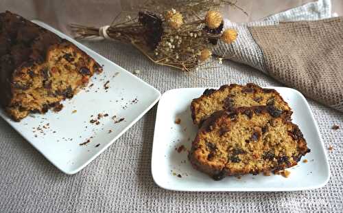 Cake au fromage blanc, fruits secs et citron vert