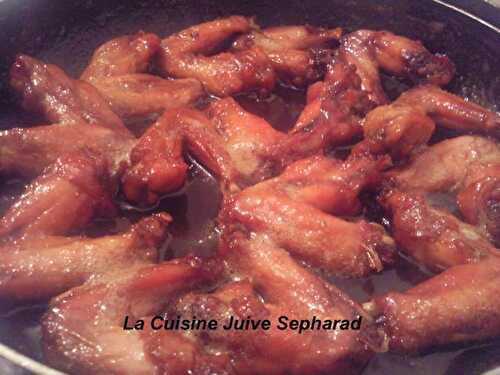 AILES DE POULETS CARAMELISEES