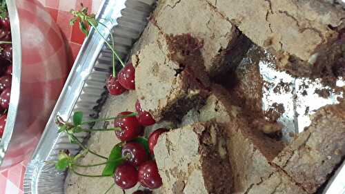 BROWNIES AUX CERISES GRIOTTE