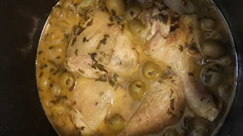 POULET AUX OLIVES ET CITRON CONFIT