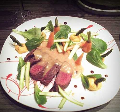 Filet d'autruche, sauce au riesling, écrasé de patates douces et sa garniture printanière