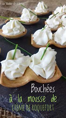 Bouchées à la mousse de crème de roquefort 