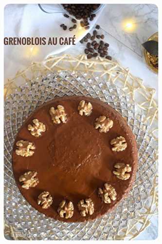 Grenoblois au café 