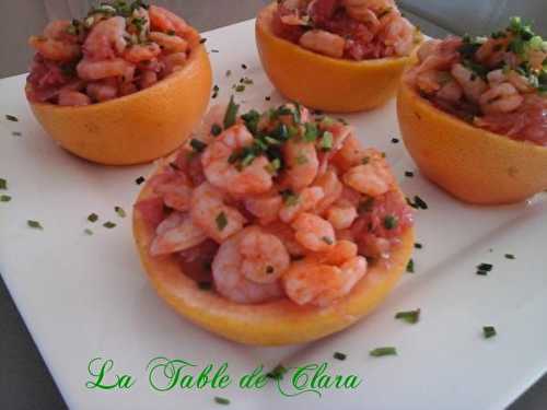 Pamplemousses crevettes et saumon fumé