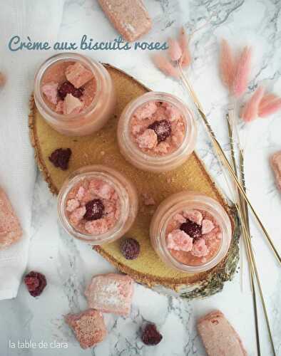 Crème aux biscuits roses