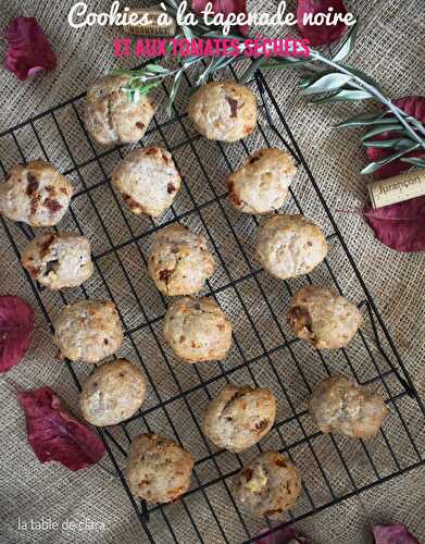 Cookies à la tapenade noire et aux tomates séchées