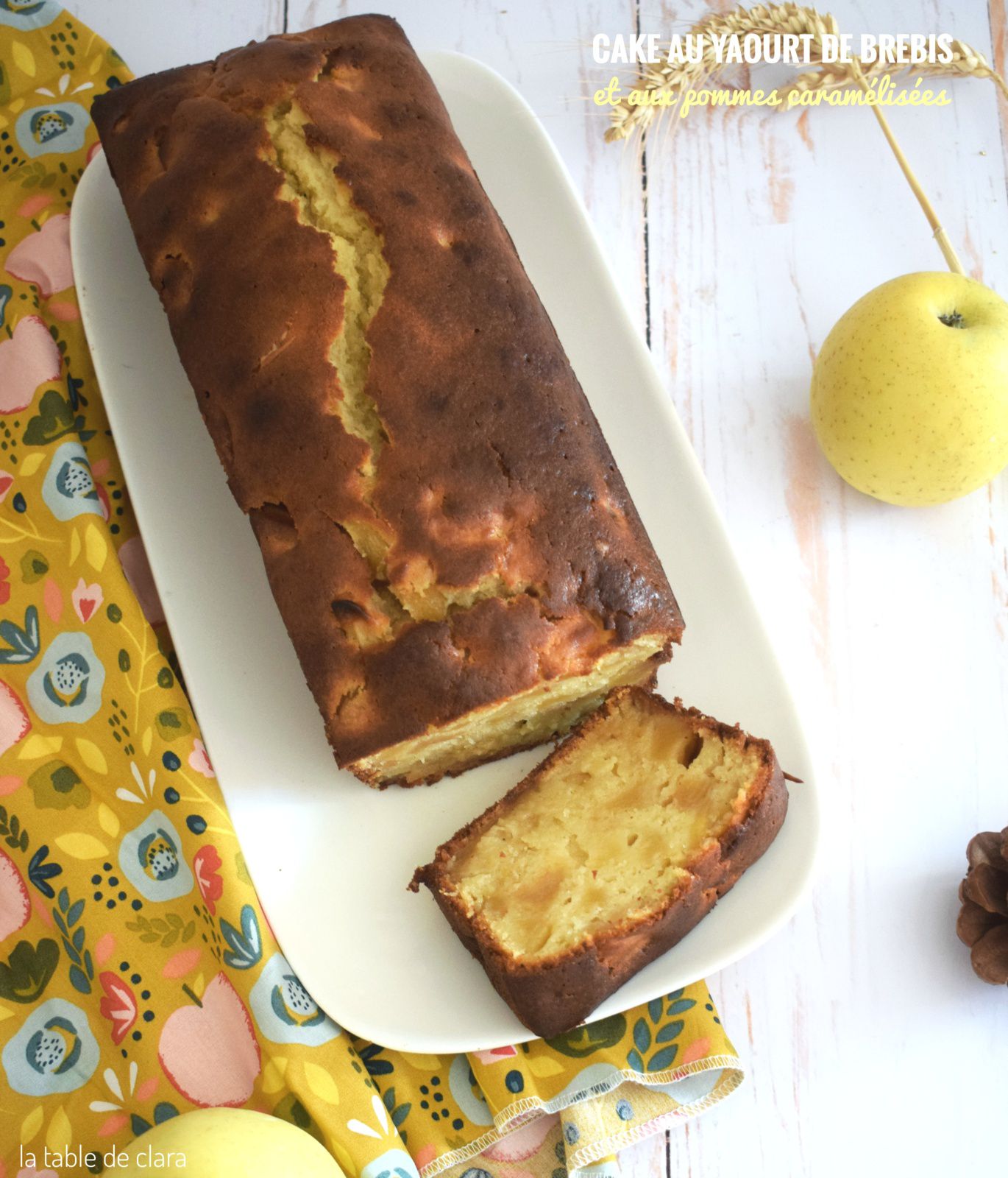 Cake au yaourt de brebis et aux pommes caramélisées