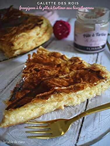 Galette des rois frangipane à la pâte à tartiner aux biscuits roses