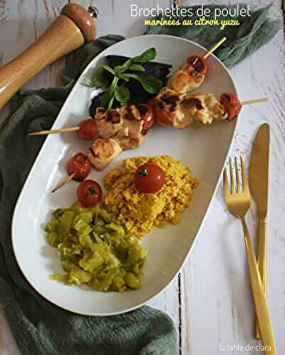 Brochettes de poulet marinées au citron yuzu