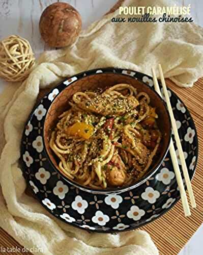 Poulet caramélisé aux nouilles chinoises