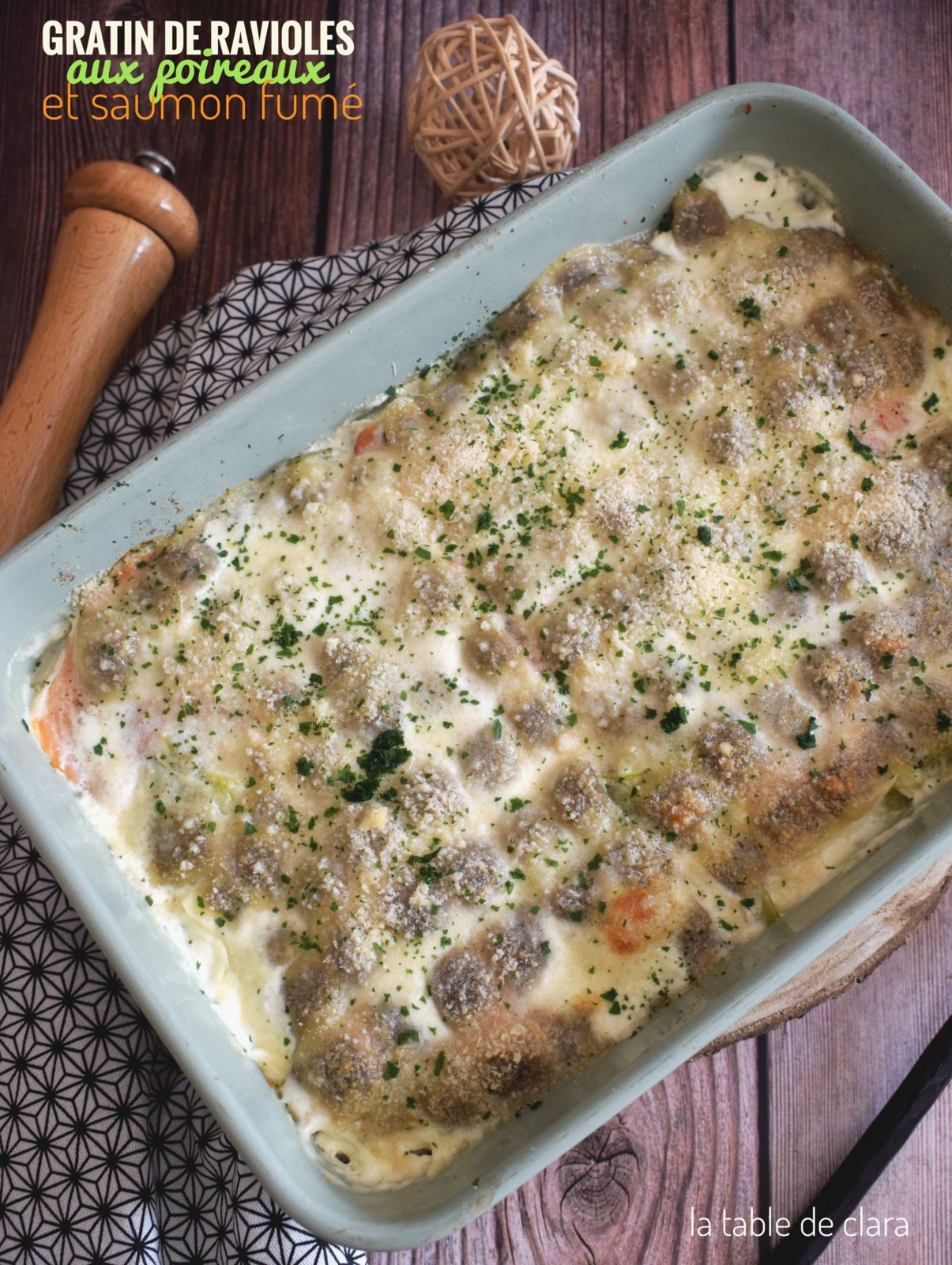 Gratin de ravioles aux poireaux et saumon fumé