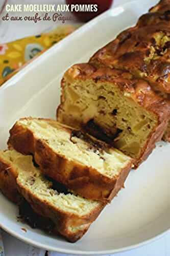 Cake moelleux aux pommes et au chocolat de Pâques