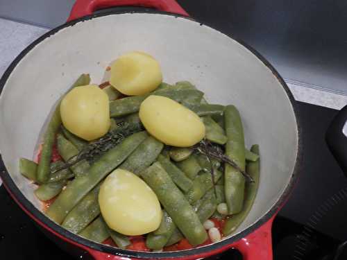 Haricots plats, patates et chorizo