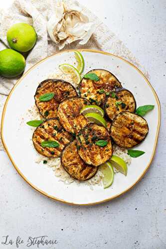 Aubergines grillées marinées