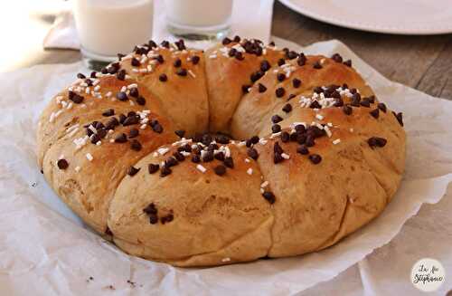 Brioche 100% moelleuse avec un ingrédient secret! Recette végétale à la purée d'amande et à l'huile d'olive