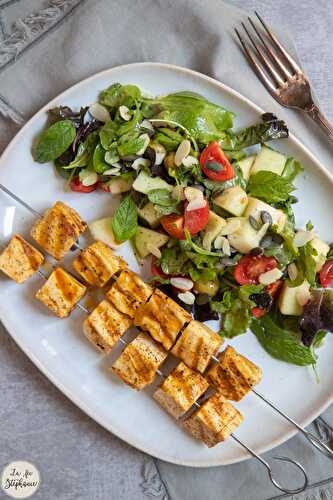 Brochettes de tofu à griller sur le BBQ ou à la plancha