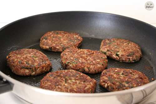 Burger Azuki, oignon et riz sauvage - une recette pour 1,2,3 Veggie