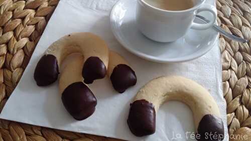 "Ferri di cavallo", recette végétalienne de petits gâteaux en forme de fer à cheval