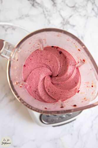 Glace aux fruits rouges facile et gourmande - Découverte de Castro (Salento)