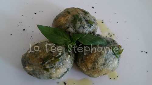 Gnocchi de blettes, huile d'olive et ciboulette