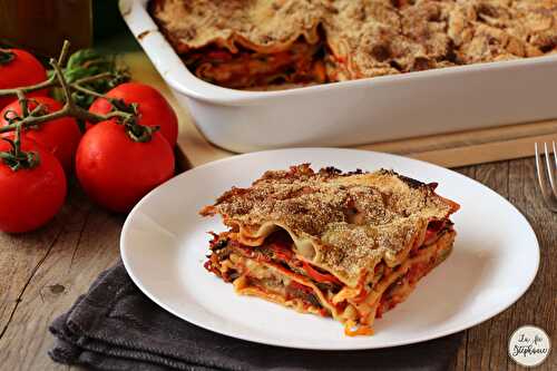 Lasagnes aux légumes d'été, sauce au pesto - un plat vegan pour toute la famille