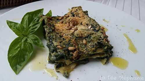 Lasagnes blanches aux épinards et au pesto, basilic du jardin