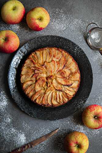 Le meilleur des gâteaux aux pommes est vegan ! Recette en vidéo