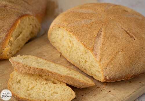 Pain au levain naturel à la farine Senatore Cappelli ou farine de blé dur ancienne