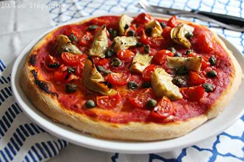 Pâte à pizza croustillante et légère comme au restaurant, une longue levée pour très peu de levure!