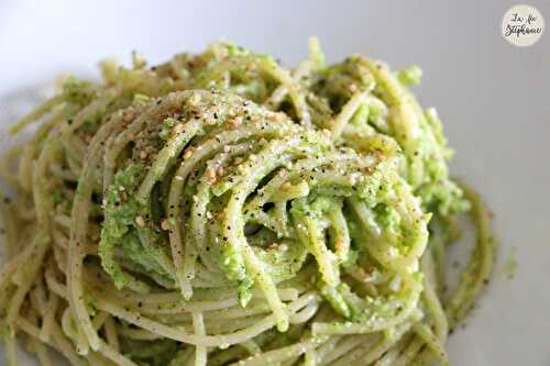 Pesto de brocoli et "spaghetti" sans gluten, recette 100% végétale et sans soja