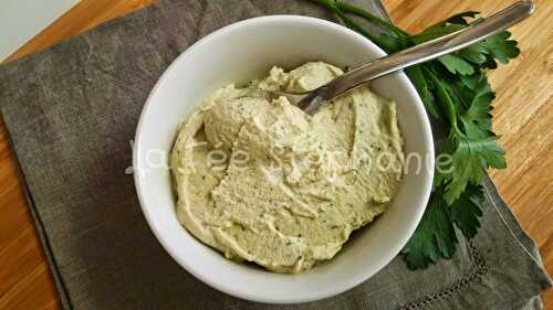 Pour les plus récalcitrants: fromage végétalien aux fines herbes, un vrai régal!