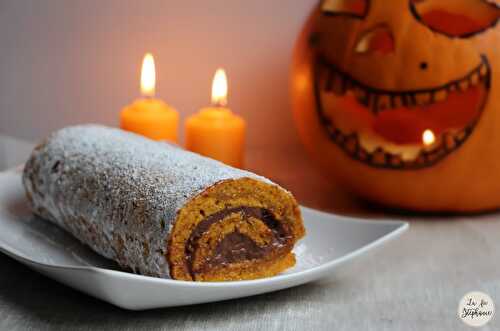 Roulé au potimarron parfumé à la mandarine, garni d'une délicieuse crème au chocolat