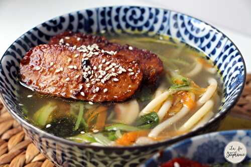 Soupe chinoise aux mille légumes et au miso, tempeh mariné et grillé - La fée Stéphanie