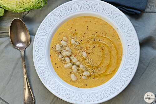 Soupe de polenta aux haricots blancs, un plat réconfortant pour une froide journée de janvier!