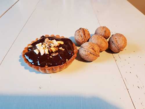 Tartelettes au chocolat et aux noix