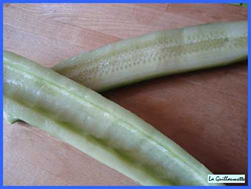 Barquette de concombre au crabe et ricotta 