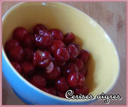 Glace aux cerises aîgres et au yaourt