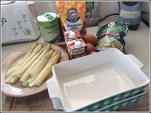 Gratin d'asperges au parmesan et amandes