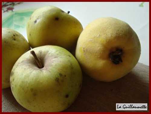 Tarte tatin aux pommes, coings et noix