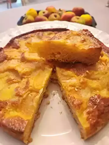 Gâteau aux pommes fondant (avec robot multifonction)