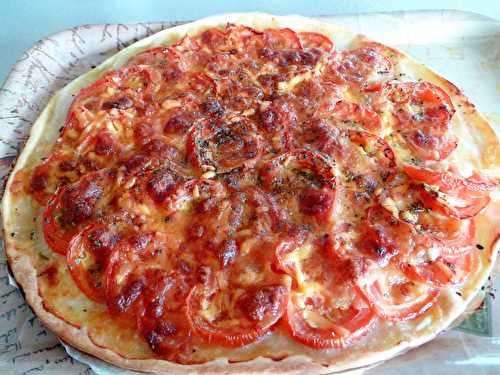 Tarte fine à la tomate