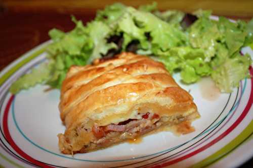 Tresse feuilletée aux courgettes, lardons et tomates